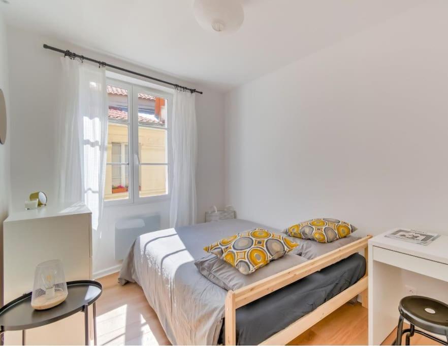 2 Bedroom Apartment In The Heart Of Marsella Exterior foto