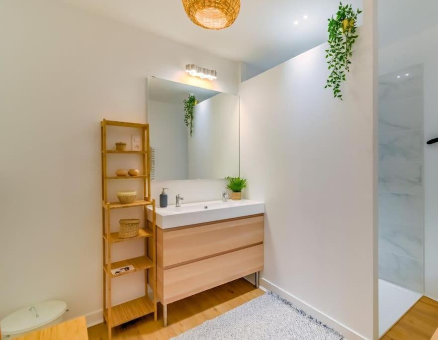 2 Bedroom Apartment In The Heart Of Marsella Exterior foto